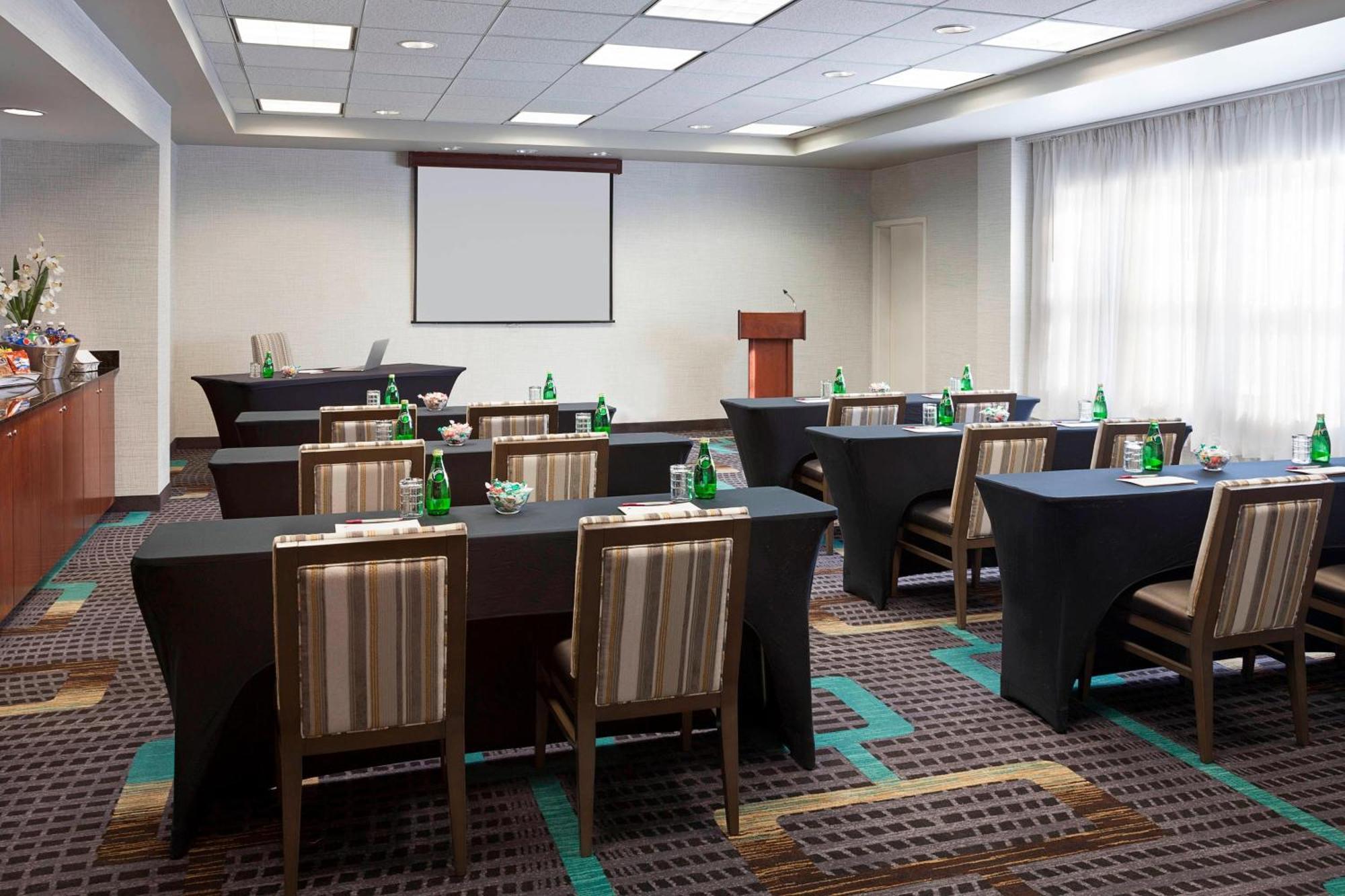 Residence Inn By Marriott Toronto Airport Luaran gambar